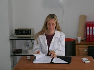 20060725162341-katia-consulta.jpg